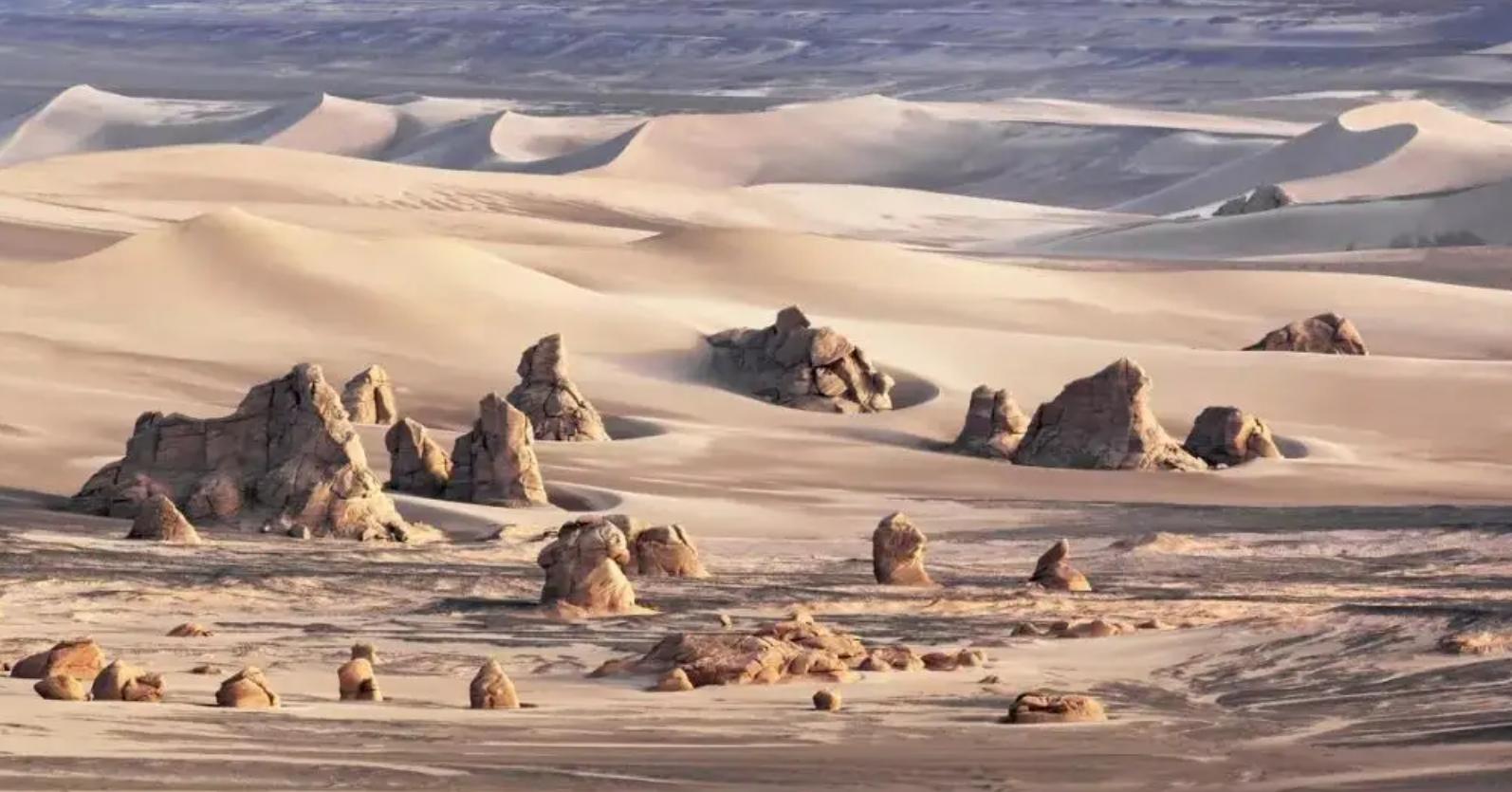 新疆4亿年前的“死海”正在复活，这些水，是从哪儿冒出来的？